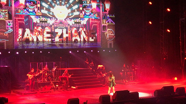 张靓颖 | 与谈球吧一起，探寻「珍相」！